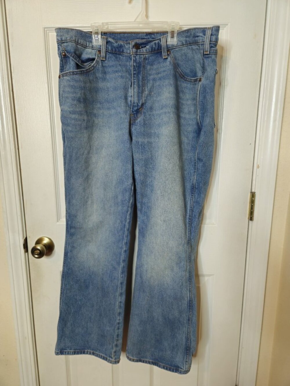 Levis Levi 537 Mens Actual Size 38x30 Bootcut Jeans Blue Denim